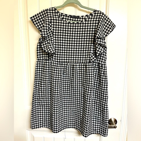 SHEIN Maternity Gingham Print Ruffle Trim Smock Dress - Picture 6 of 6
